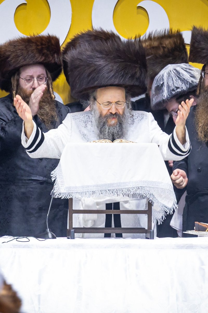 האחים לאנטשעווסקי ואייזיק ג.