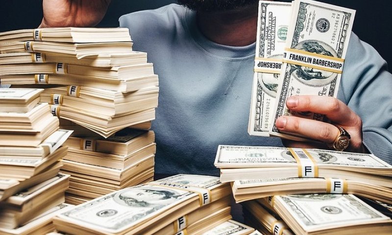 הונאת פולימרקט בפריז: חיממו את החיישן וגרפו אלפי דולרים