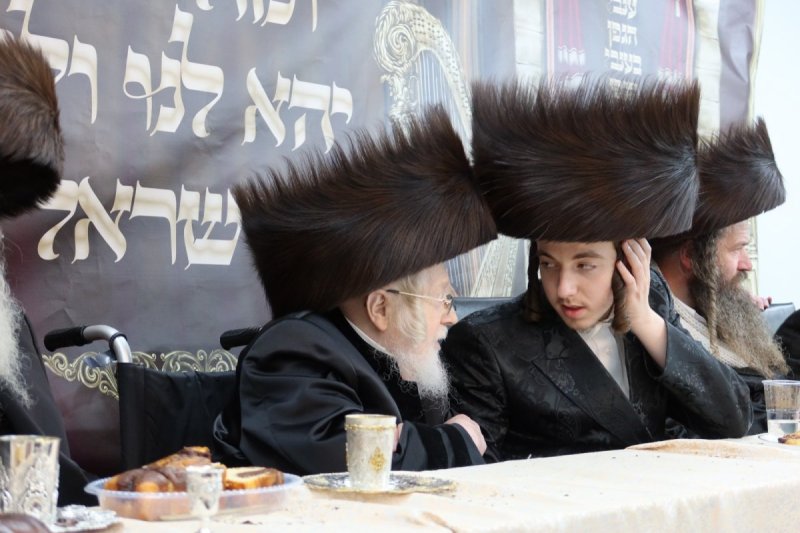 באדיבות המצלם