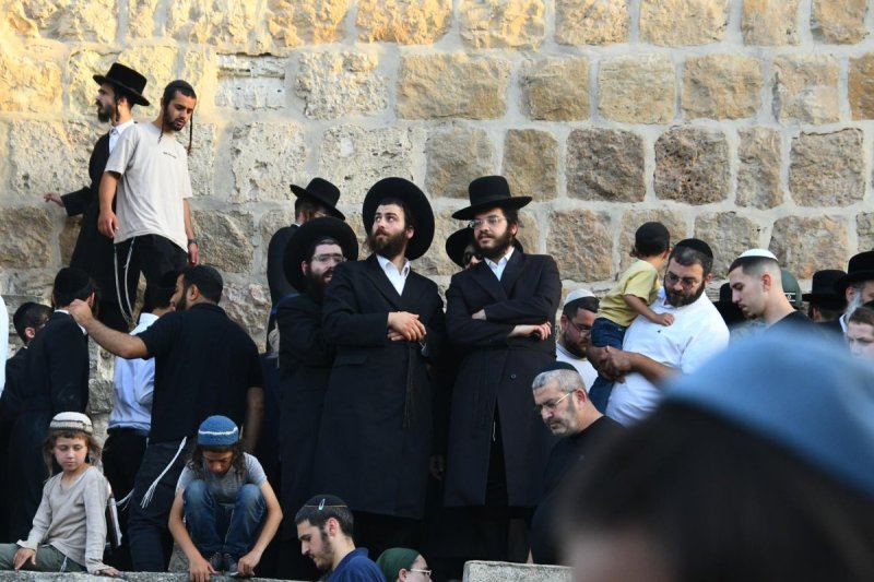 ארי קופרשטוק