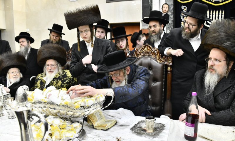 הבנש"ק מקרעטשניף, פרמישלאן ספינקא ורחמסטריווקא נפדה בחמישה סלעים