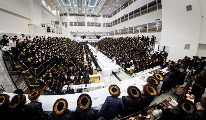 האחים לאנטשעווסקי, אברומי בלום, ואייזיק י.