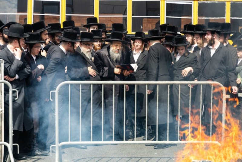 אברומי בלום, אחים לאנטשעווסקי, אייזיק י.