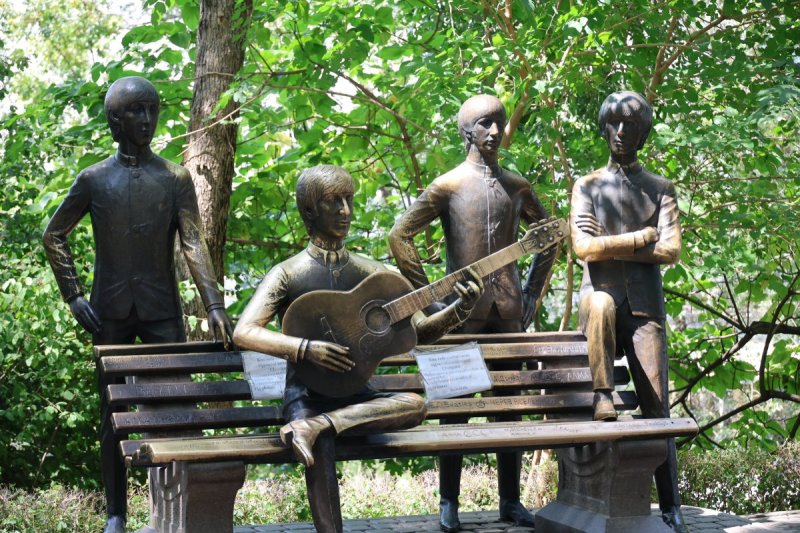 מרדכי לובעצקי