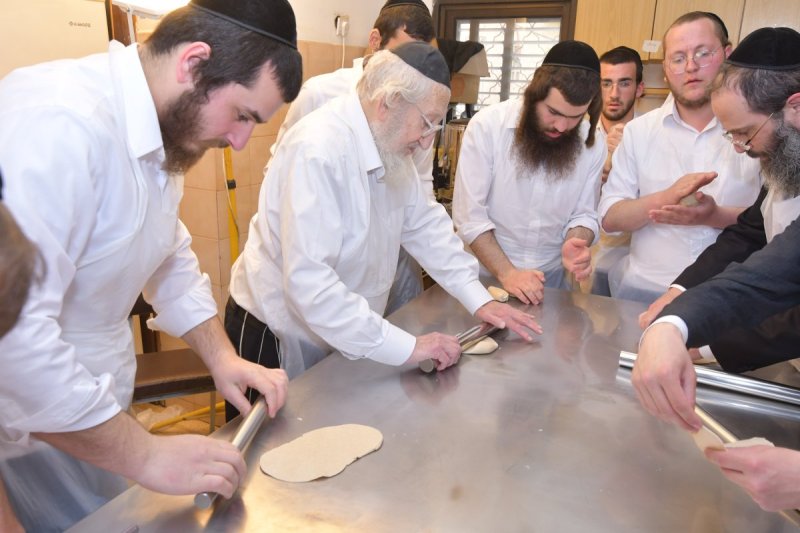 באדיבות המצלם