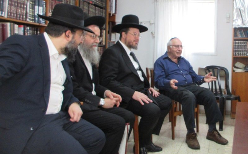 באדיבות המצלם