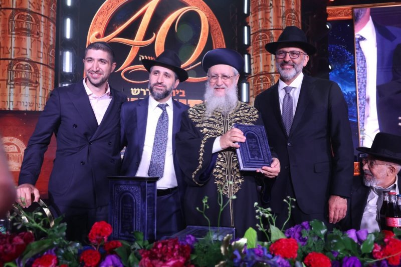יעקב כהן, חיים טויטו ומנדי טויטו
