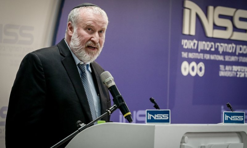 כך נזף מנדלבליט בחוקרים והבהיר: "אין פה את הבשר שחיפשתי"