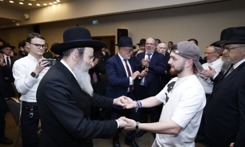 בר קופרטשיין בא לציון ברינה: קבלת הפנים לפדוי השבי ברשת 'שובו'