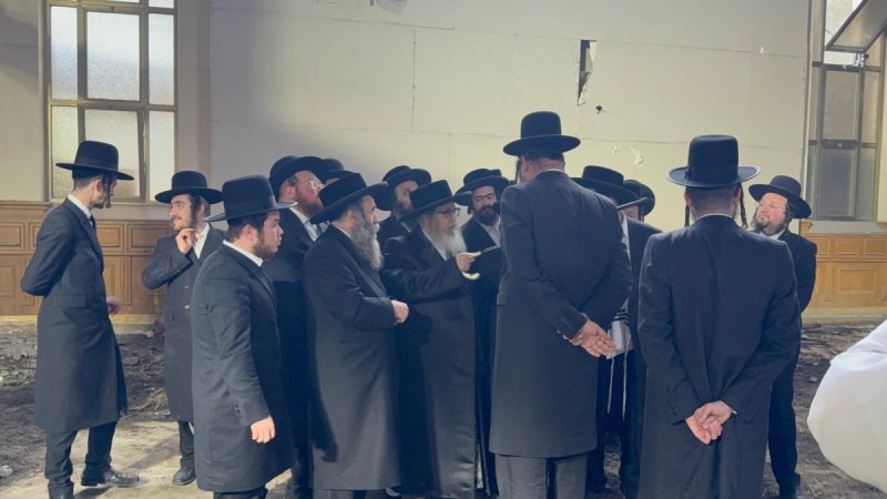 באדיבות המצלם