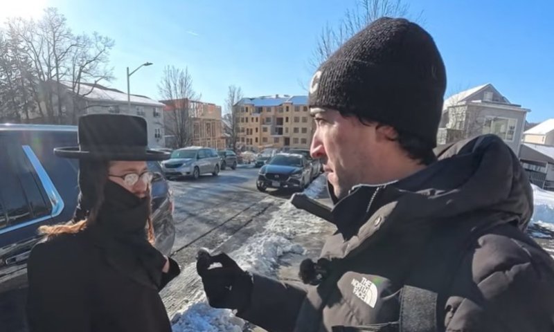 "הפרזיטים שלא עובדים": היוטיובר שחודר לישיבות ומציג יהודים כעלוקות