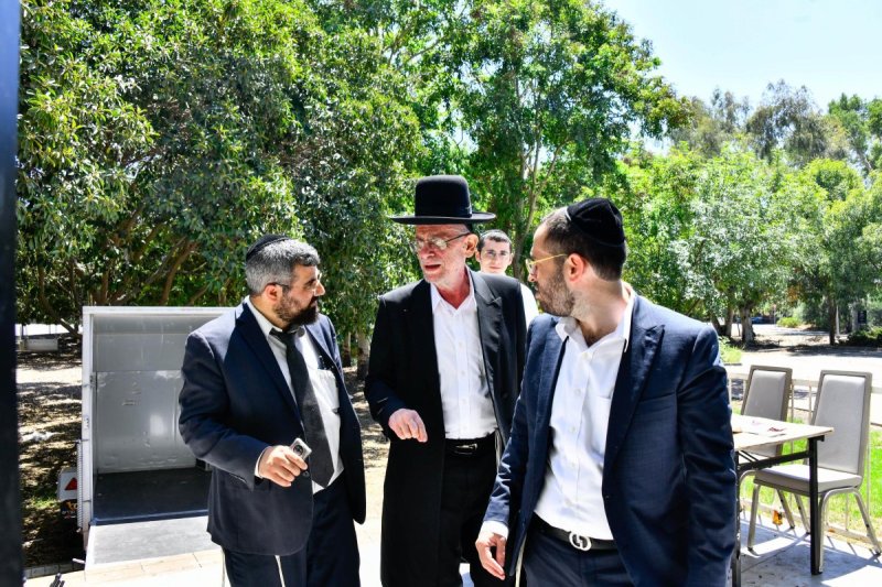שוקי לרר