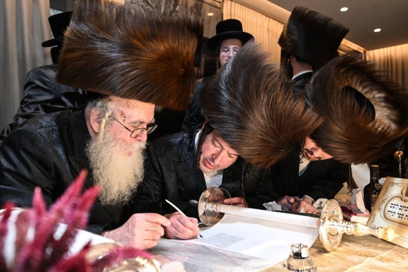 משה גולדשטיין, דוד ארזני ומאיר לביא