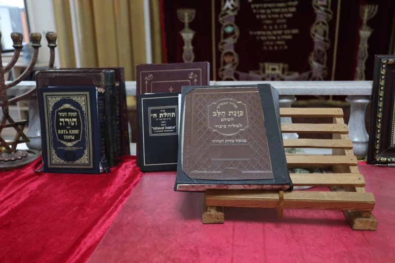 מרדכי לובעצקי