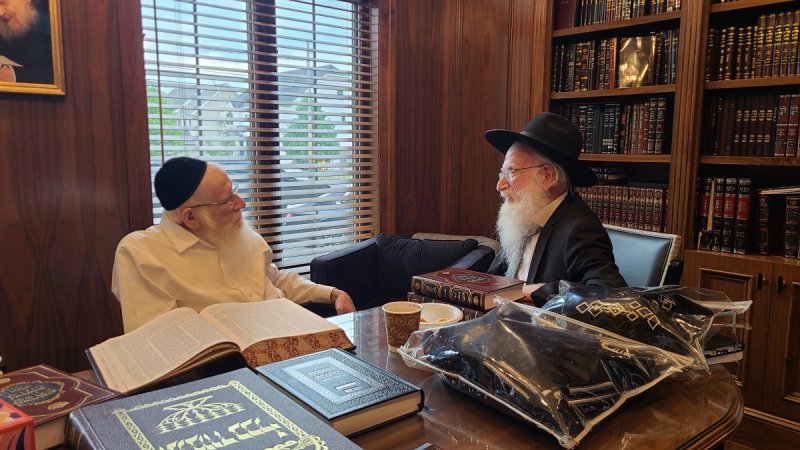 באדיבות המצלם