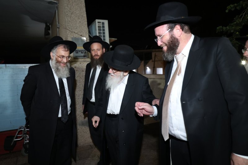 שמוליק קורלנסקי