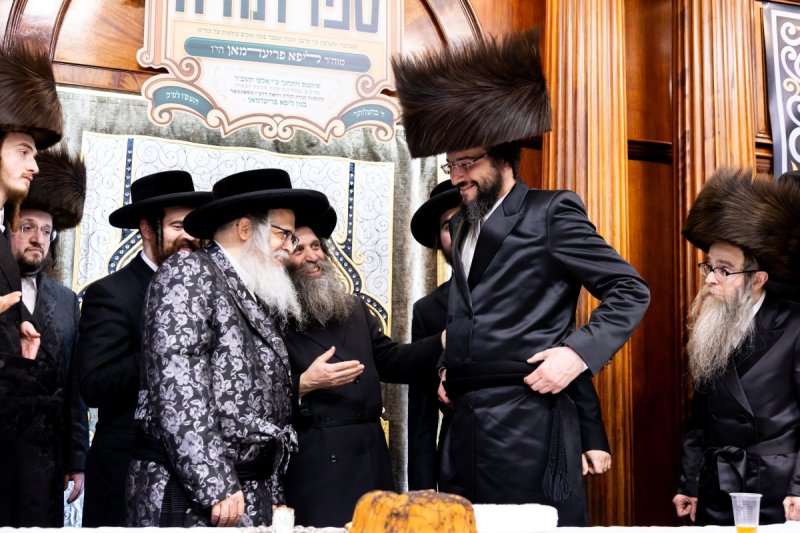 אברומי בלום