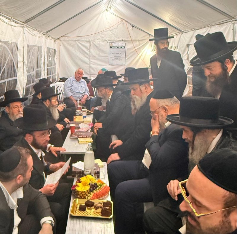 באדיבות המצלם