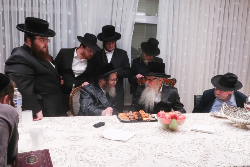 משה קאהן ומ.א. נוימן
