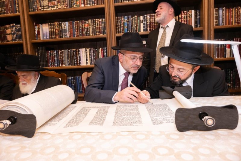 באדיבות המצלם