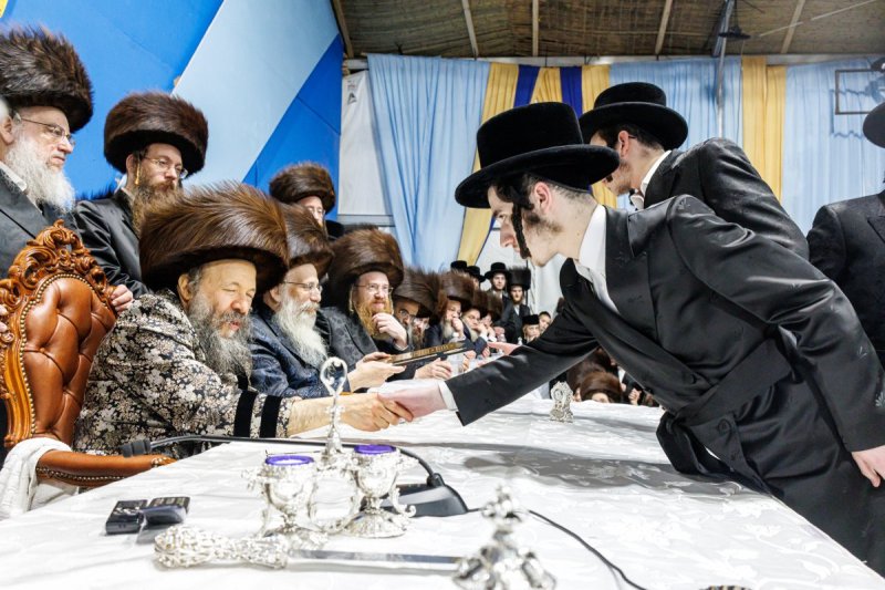 האחים לאנטשעווסקי ואייזיק ג.