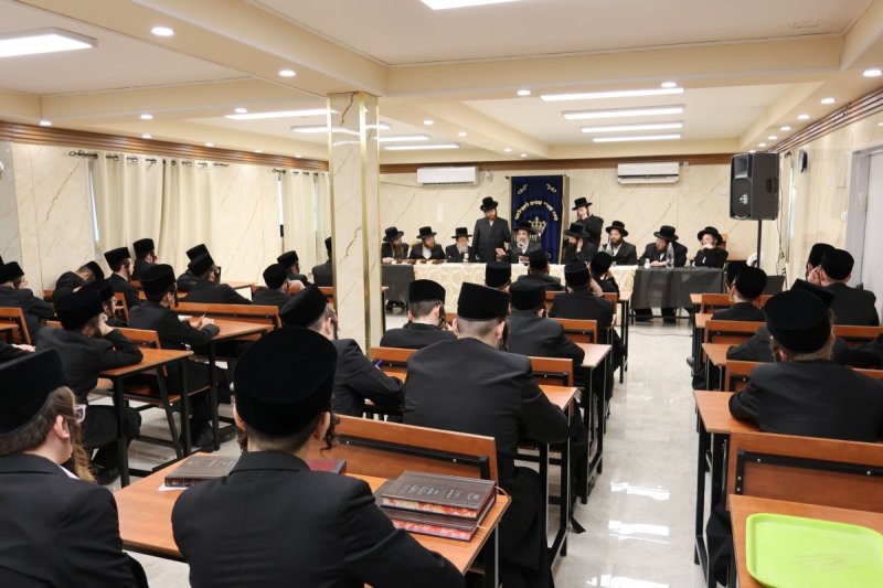באדיבות המצלם