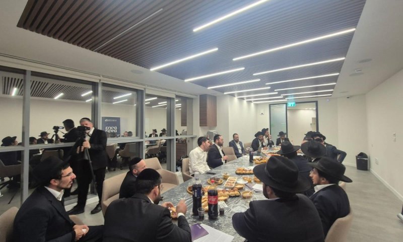 הגר"מ תופיק אביעזרי: "הבסיס האיתן לנישואי הילדים ברוגע &ndash; רק דרך הגמ"ח המרכזי"