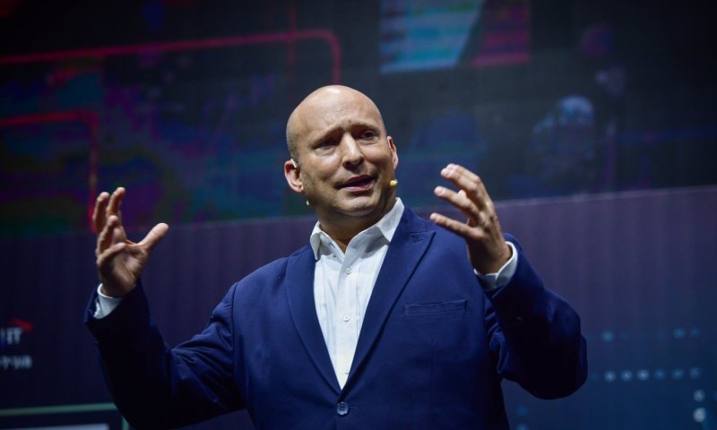 בנט: "חשבון הטלגרם נפרץ, הטלפון עצמו לא"