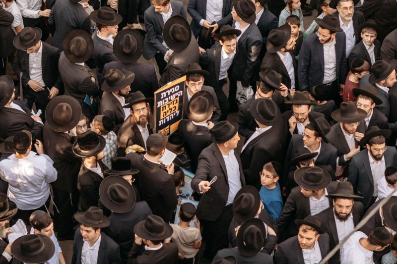 דניאל נפוסי ודוד מנדלסון