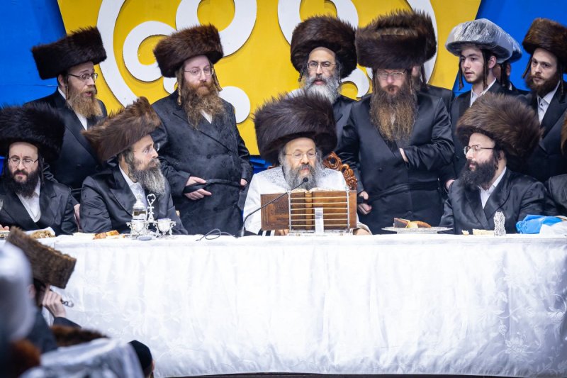 האחים לאנטשעווסקי ואייזיק ג.