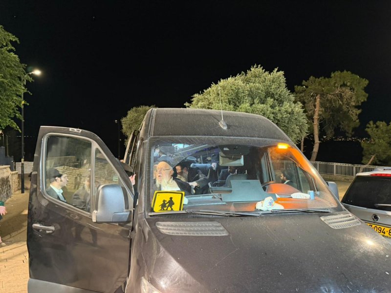 באדיבות המצלם