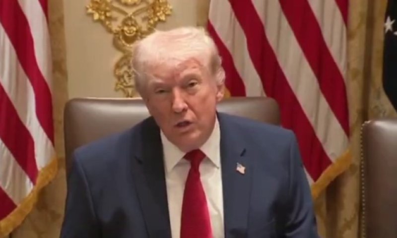 טראמפ תקף את בריטניה: "לא צריכים את נושאות המטוסים הצעצוע שלכם"