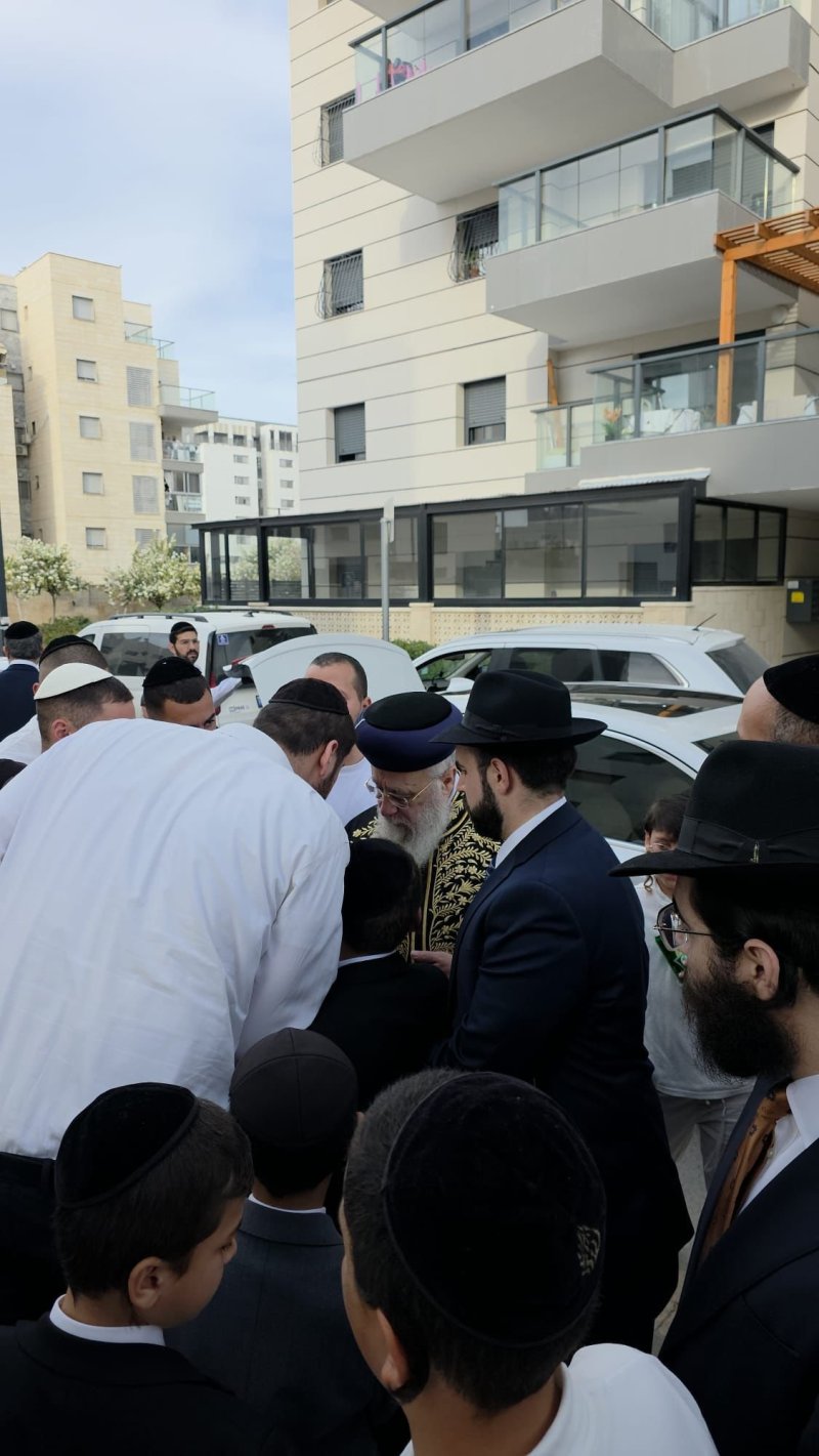 באדיבות המצלם