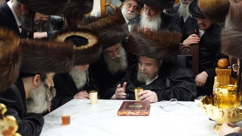 אנשיל בעק וא.מ.ש