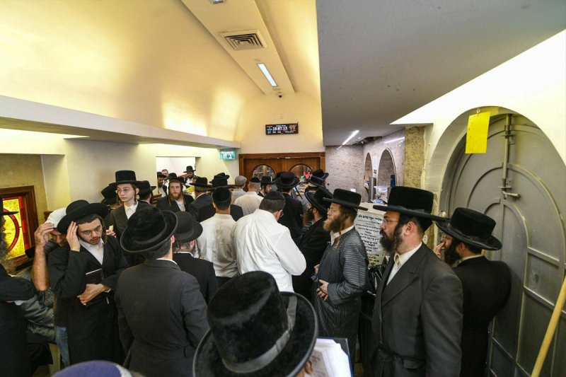 ארי קופרשטוק