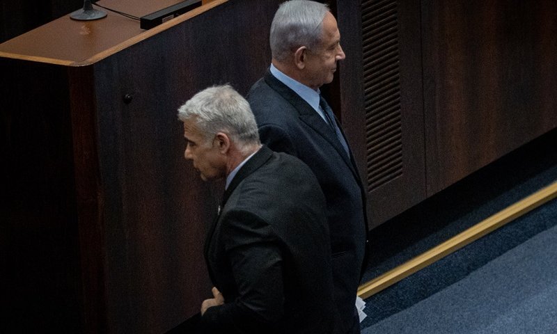 לפיד הגיע והמתין: מה קרה לפגישה עם נתניהו?