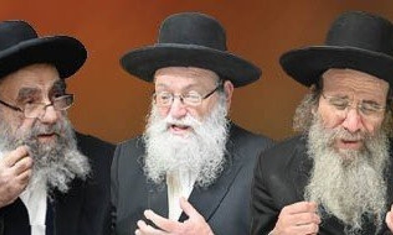 נדיר: גדולי הדור מתאחדים בקבר רחל לקרוע עבורכם שערי שמיים לישועות מעל לדרך הטבע