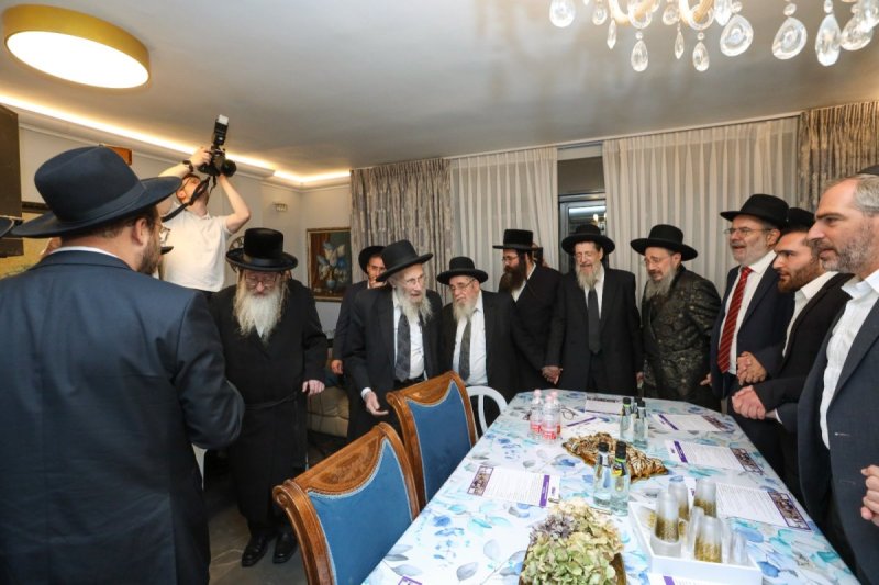 ליפא מוזר ושמוליק קורלנסקי