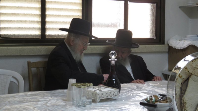 באדיבות המצלם