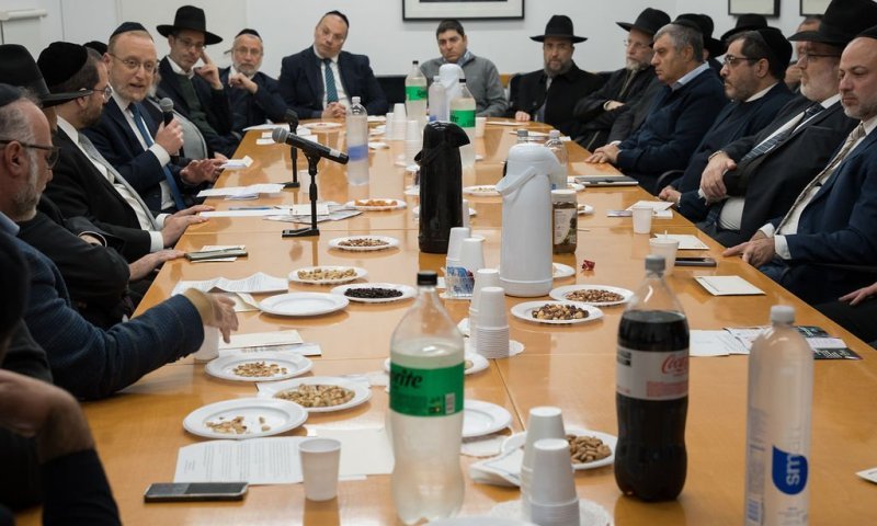 היסטוריה בארגנטינה: כל רבני הקהילות התאחדו סביב שולחן אחד