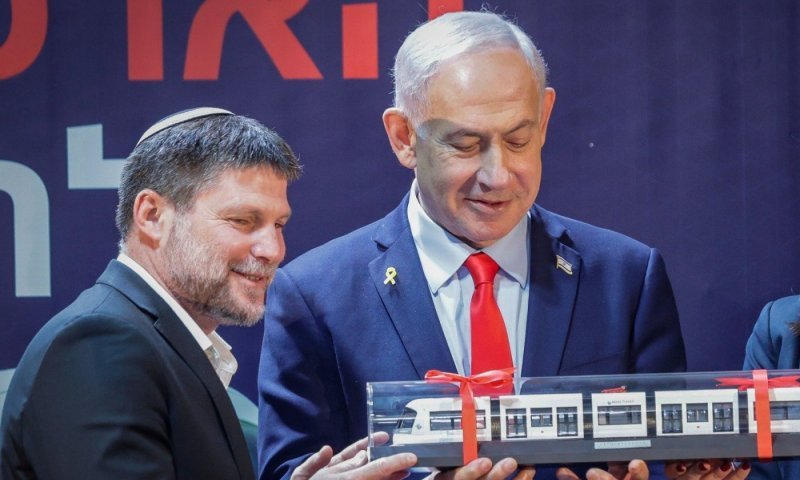 סמוטריץ' על פרשת קטארגייט: "מי שעבד עבור קטאר צריך לשבת בכלא"