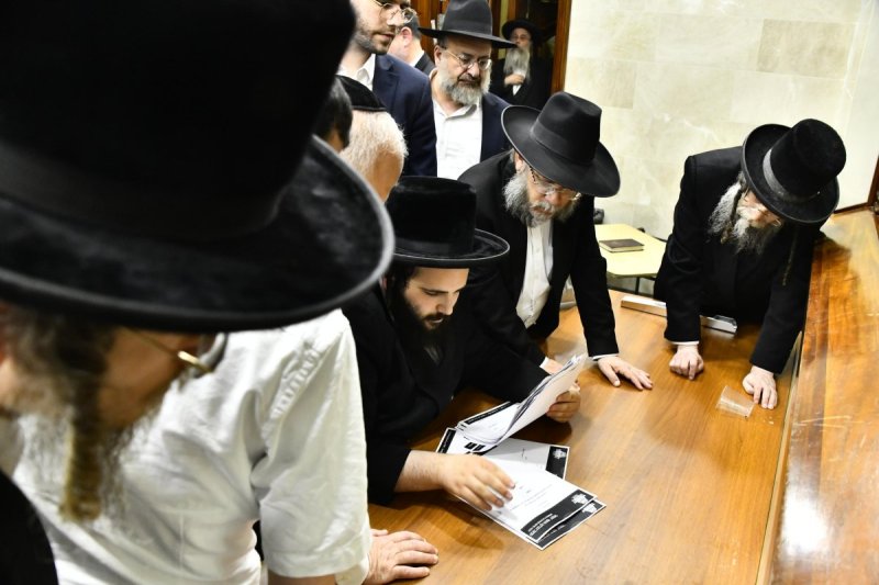 שוקי לרר