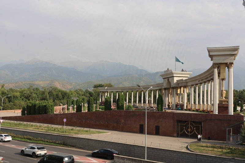 מרדכי לובעצקי