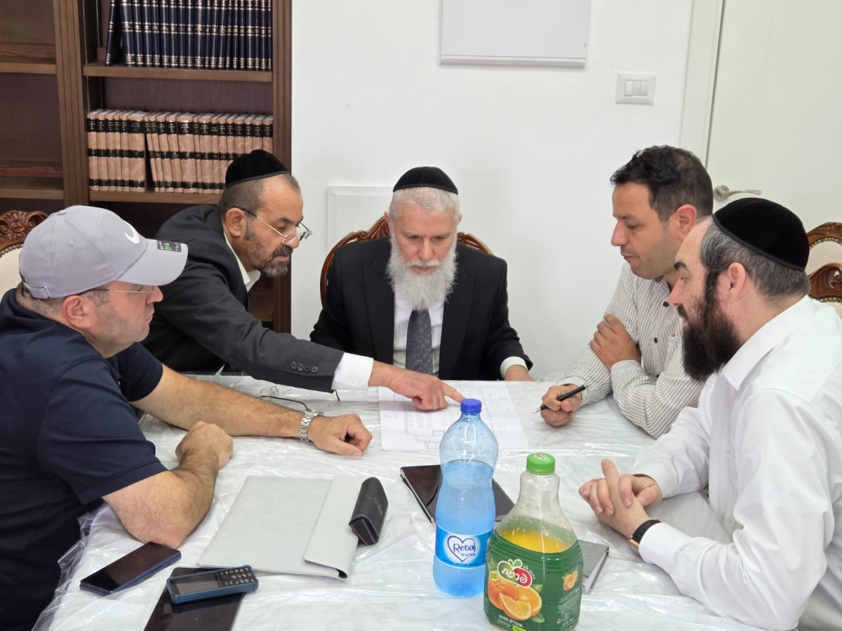 באדיבות המצלם