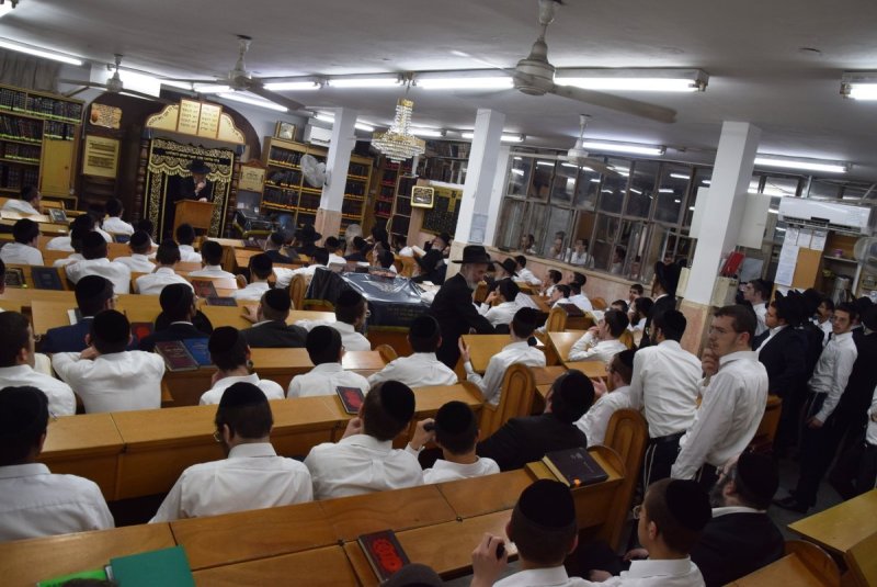 באדיבות המצלם