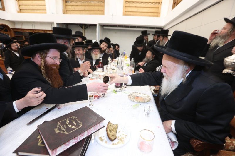 באדיבות המצלם