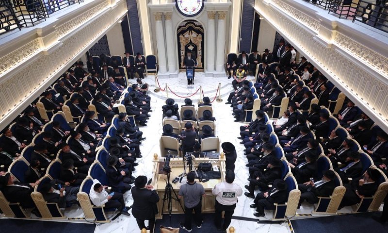 המסע לקווינס והבכי של המשגיח: גדולי ישראל בכינוס ענק לבנות הסמינרים
