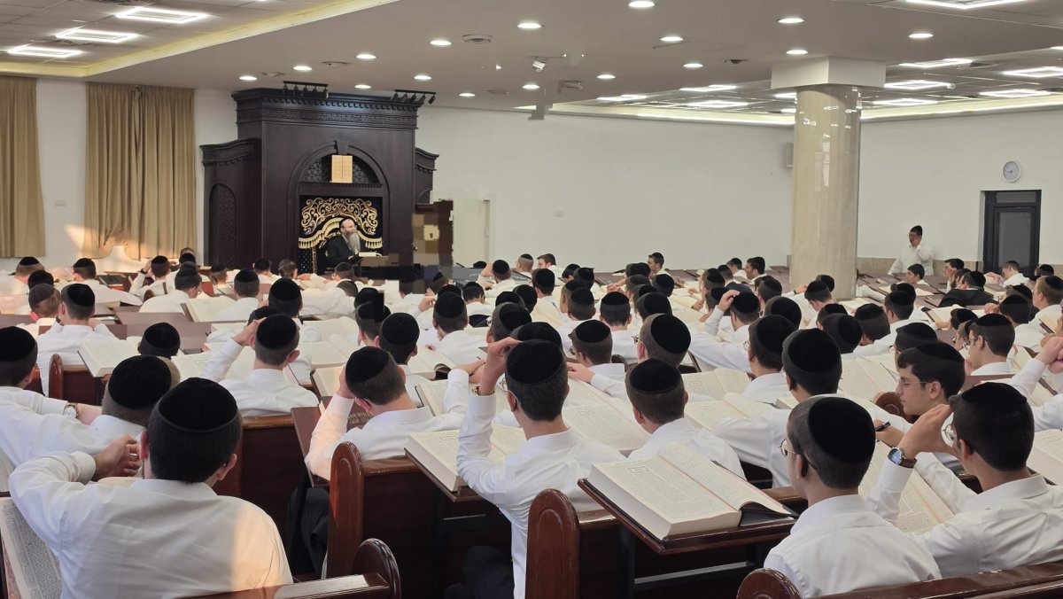 באדיבות המצלם