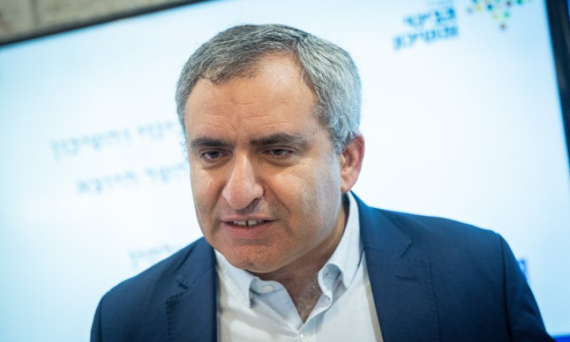 תיק אלפיים: זאב אלקין הגיע לאולם - נתניהו בא לצפות מקרוב 