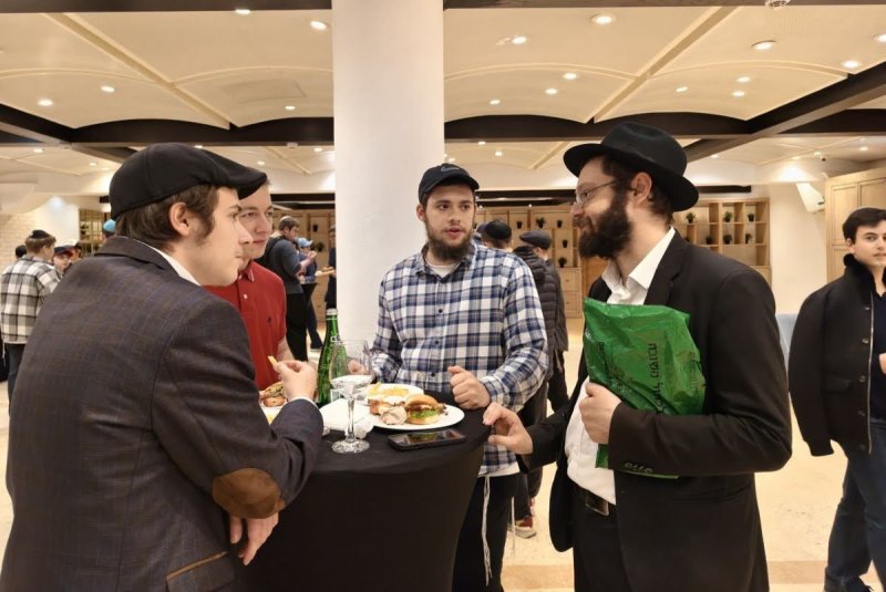 לוי נזארוב